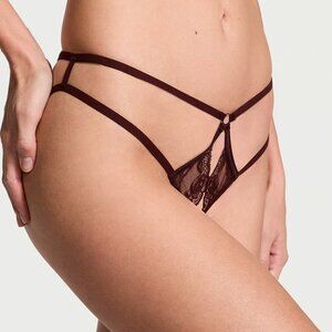 VS Very Sexy Rose Lace Crotchless Panty - M